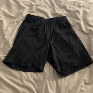 Men’s Lululemon athletic shorts